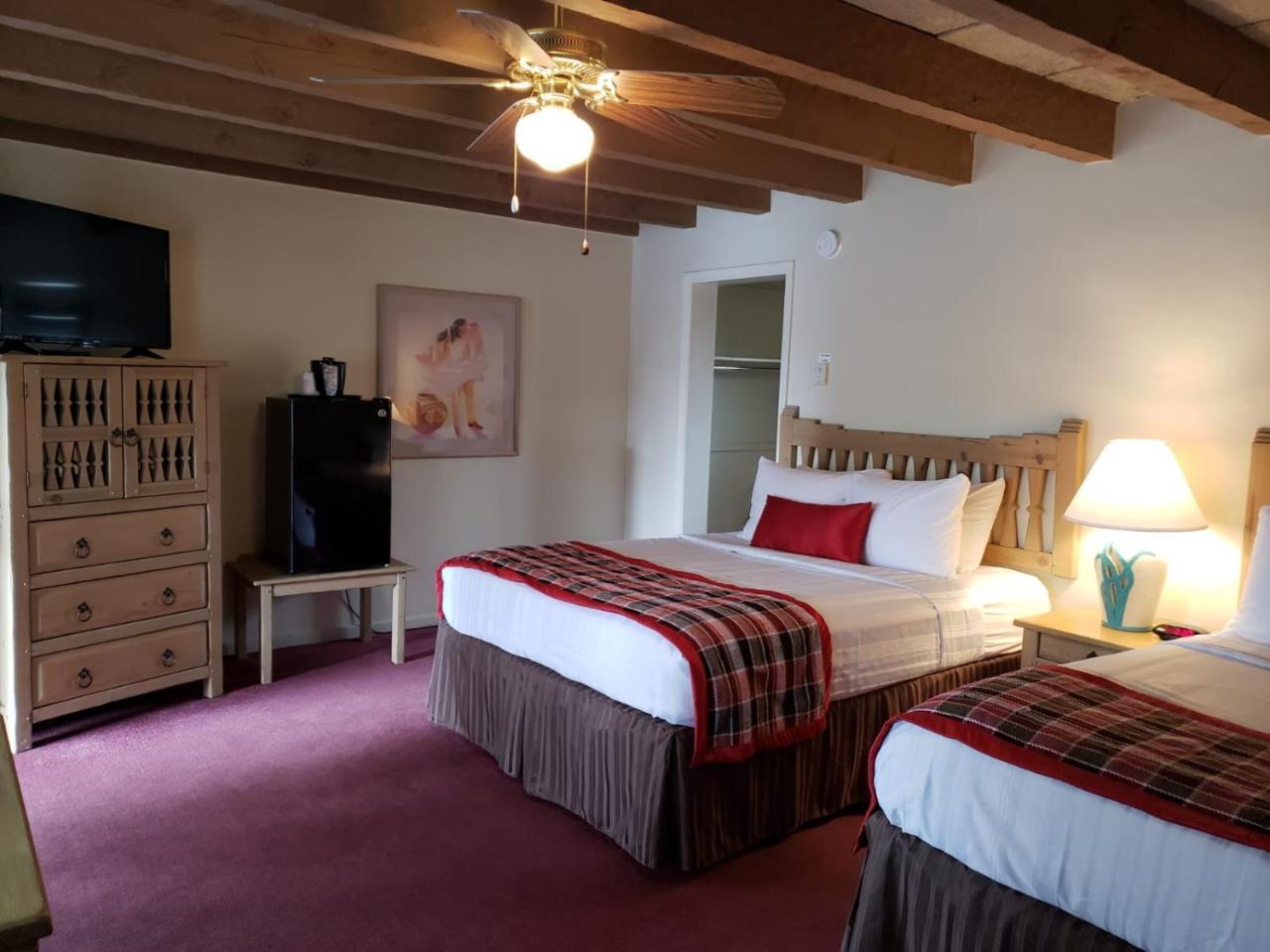 Kachina Lodge Resort And Meeting Center Taos Ngoại thất bức ảnh
