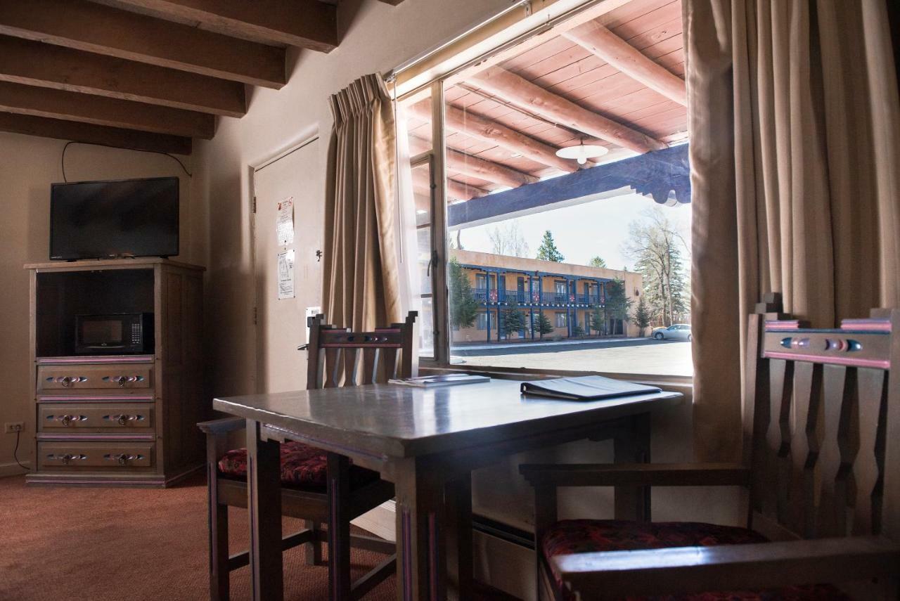 Kachina Lodge Resort And Meeting Center Taos Ngoại thất bức ảnh
