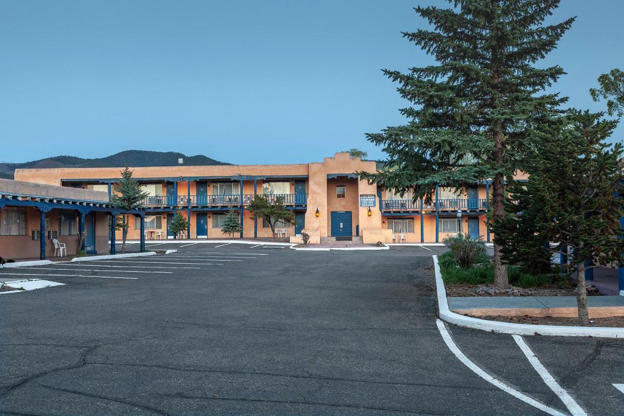 Kachina Lodge Resort And Meeting Center Taos Ngoại thất bức ảnh